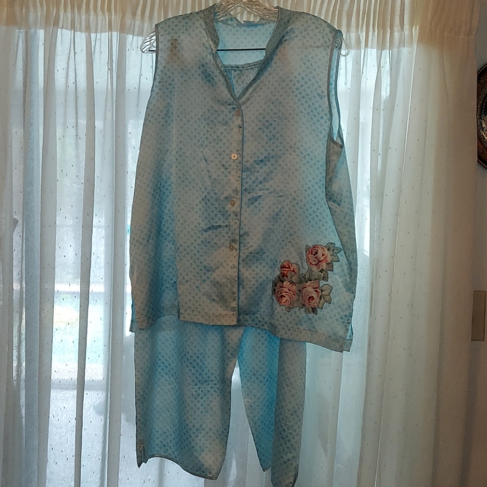 Morgan Taylor Intimates Pajamas Set